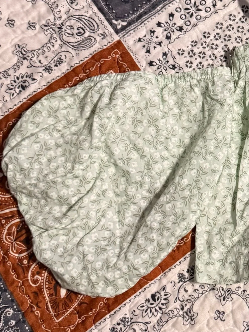Carter’s Baby Girls Size 18 months Two Piece Dress Set Green Floral